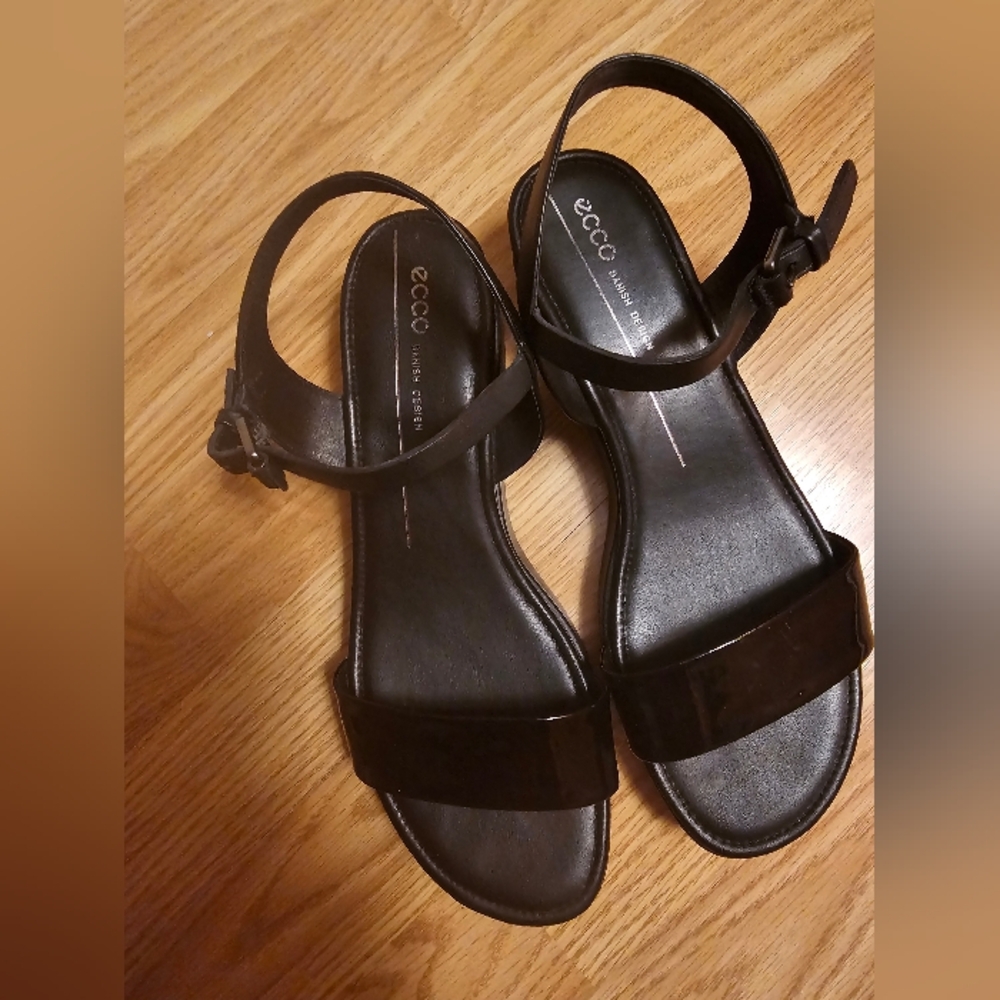ECCO Danish Design                         Sz 39 aka 8½